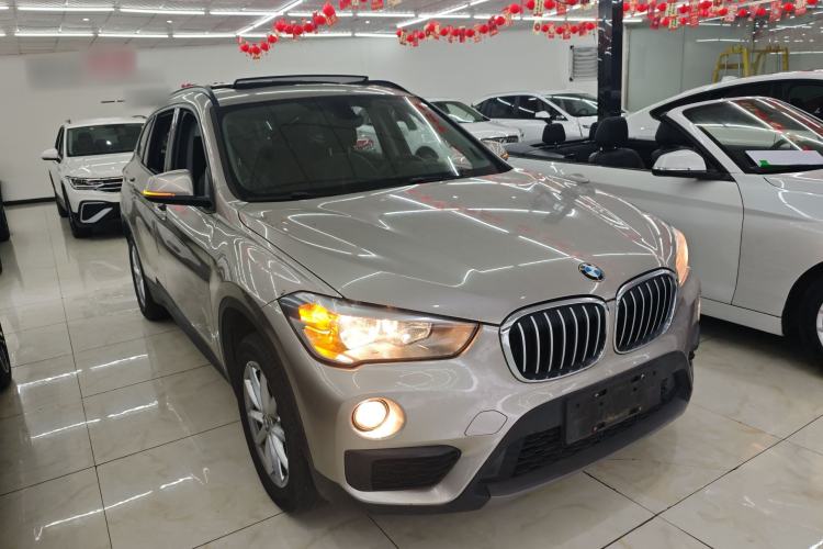 Used BMW X1 2018 sDrive18Li Fashion Model Front Right 45 Deg