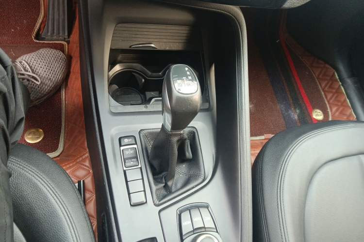 Used BMW X1 2018 sDrive20Li Leading Model Gear Lever