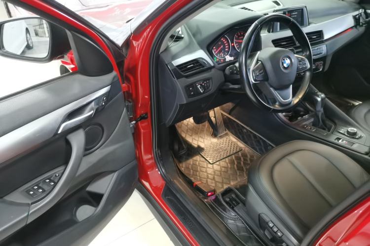 Used BMW X1 2018 sDrive18Li Fashion Model Interior 3