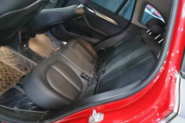 Used BMW X1 2018 sDrive18Li Fashion Model Interior 4