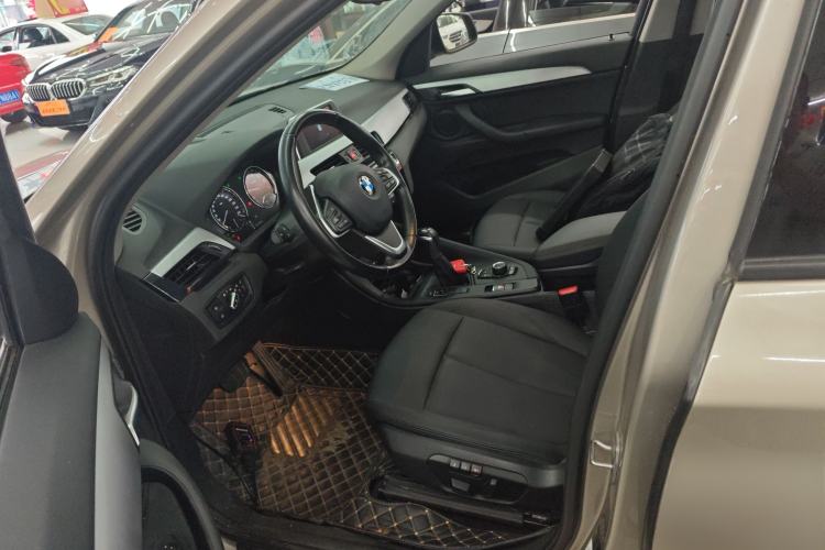 Used BMW X1 2018 sDrive18Li Fashion Model Left Front Seat