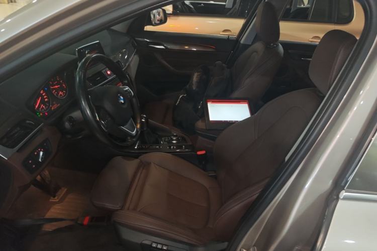 Used BMW X1 2018 xDrive20Li Luxury Edition Left Front Seat