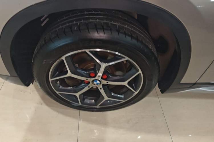 Used BMW X1 2018 xDrive20Li Luxury Edition Left Front Wheel Hub