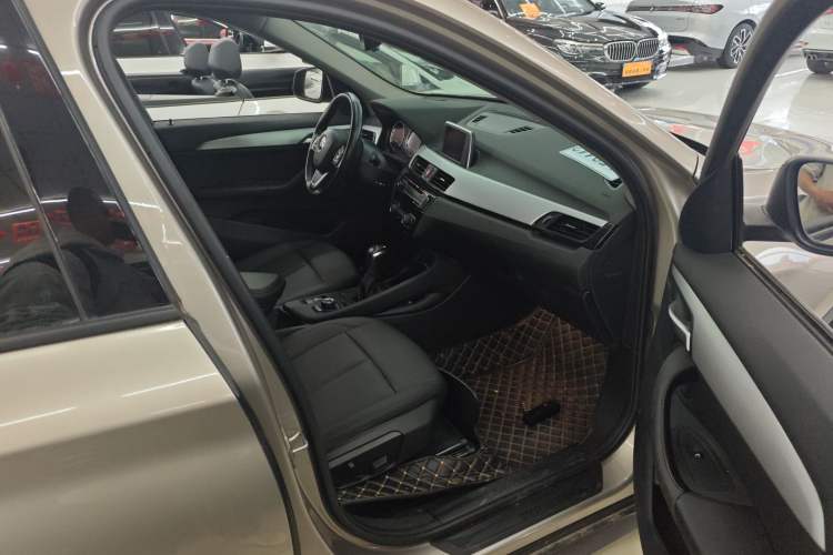 Used BMW X1 2018 sDrive18Li Fashion Model Right Front Seat