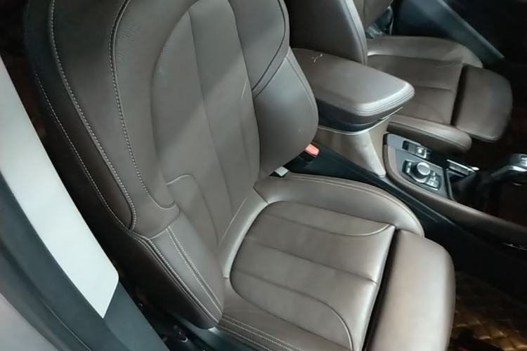 Used BMW X1 2018 sDrive18Li Luxury Model Right Front Seat