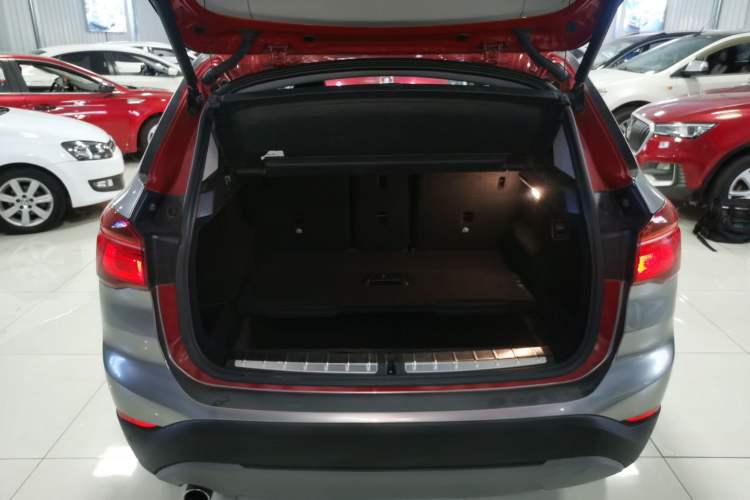 Used BMW X1 2018 sDrive18Li Fashion Model Trunk
