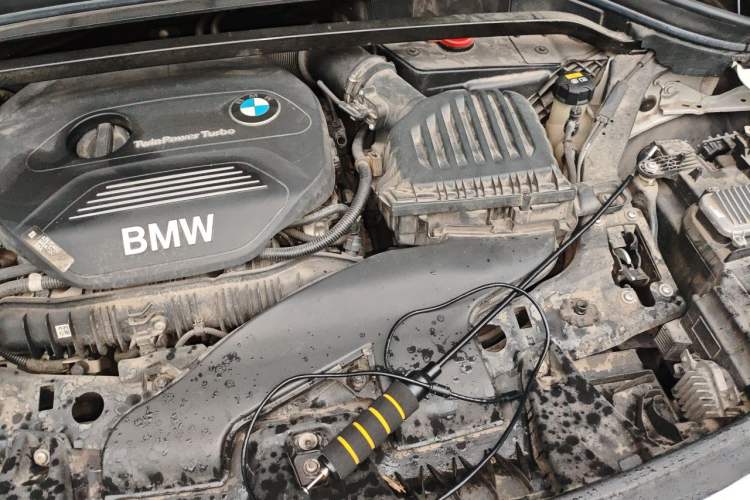 Used BMW X1 2018 xDrive20Li Luxury Edition Engine Bay Left