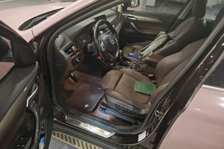 Used BMW X1 2018 xDrive20Li Luxury Edition Left Front Seat