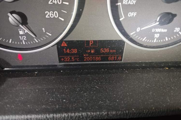 Used BMW X1 2018 xDrive20Li Luxury Edition Odometer Close Up