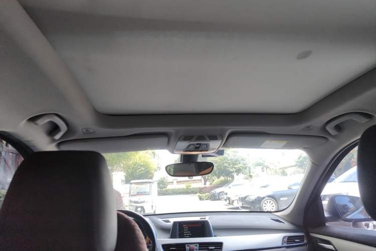 Used BMW X1 2018 sDrive20Li Leading Model Headliner