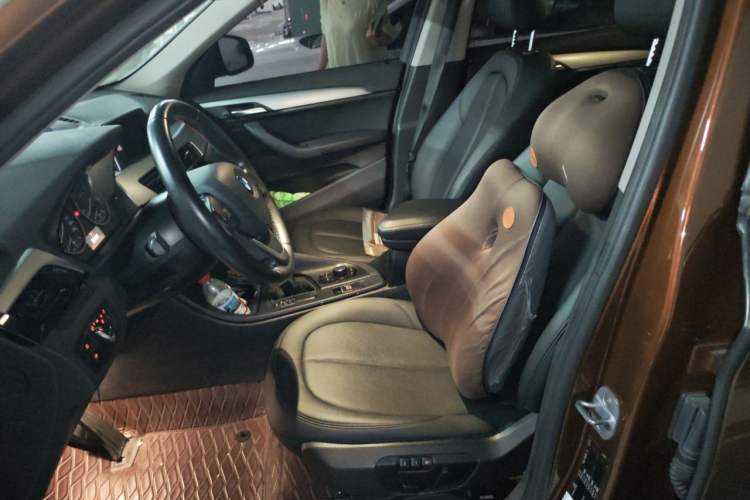 Used BMW X1 2018 sDrive18Li Fashion Model Left Front Seat
