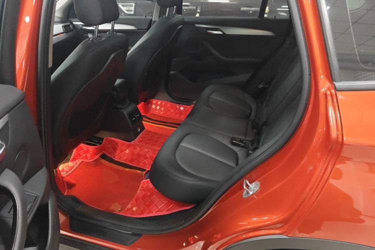 Used BMW X1 2018 sDrive18Li Fashion Model Left Rear Seat
