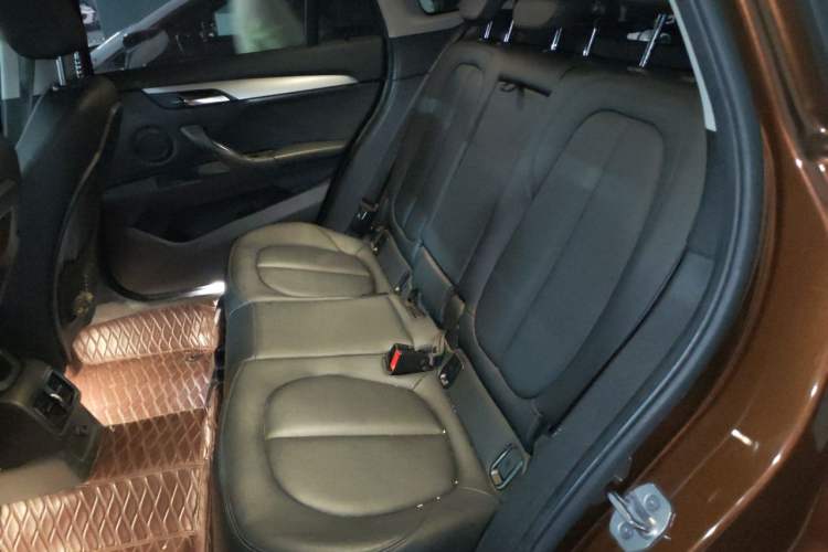 Used BMW X1 2018 sDrive18Li Fashion Model Left Rear Seat
