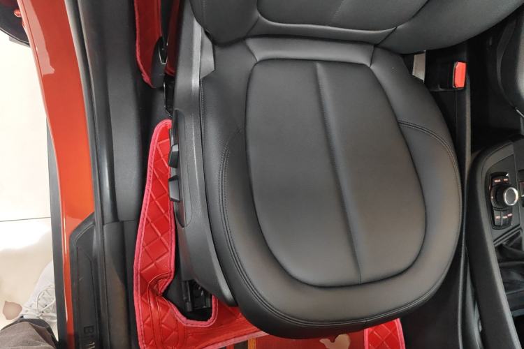 Used BMW X1 2018 sDrive18Li Fashion Model Right Front Seat