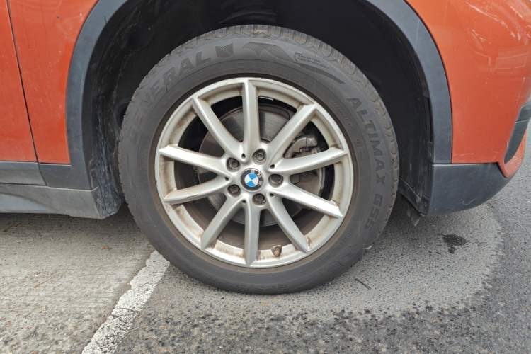 Used BMW X1 2018 sDrive18Li Fashion Model Right Front Wheel Hub