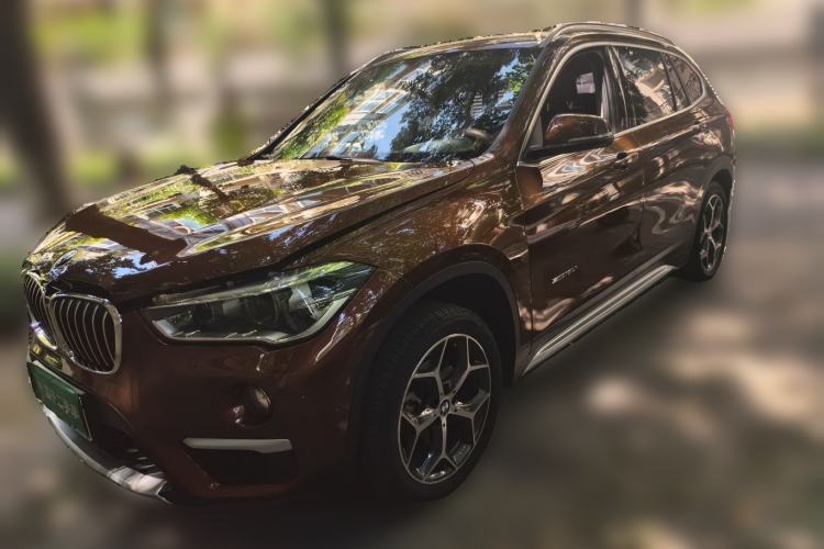 Used BMW X1 2018 sDrive18Li Luxury Model Guazi used car, China used car export, Used car for sale, Used cars, Cheapest cars for sale