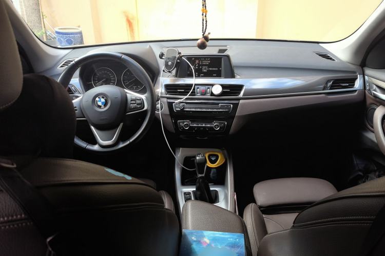 Used BMW X1 2018 sDrive18Li Luxury Model Center Console