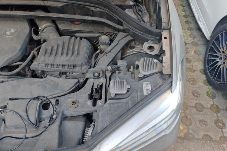Used BMW X1 2018 sDrive18Li Luxury Model Engine Bay Left