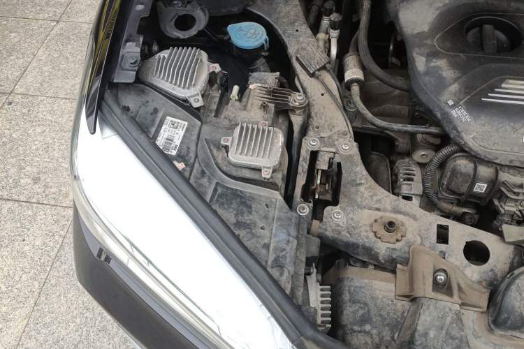Used BMW X1 2018 sDrive18Li Luxury Model Engine Bay Right