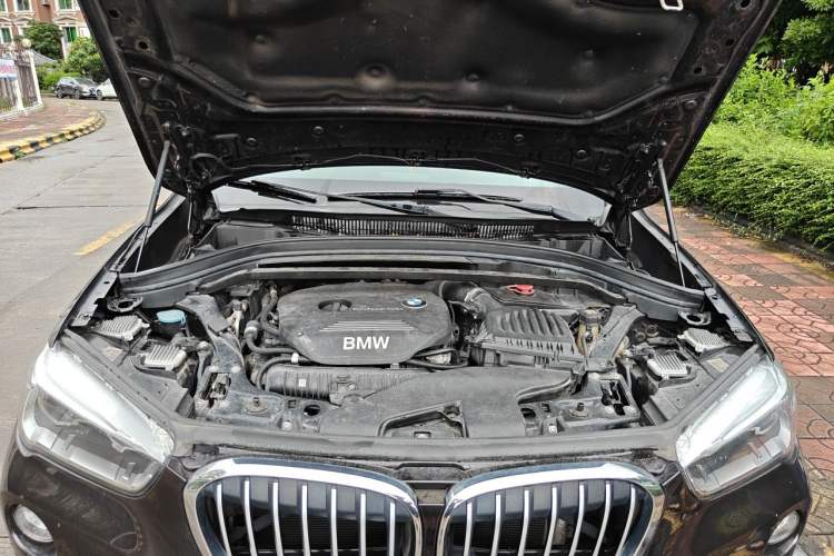 Used BMW X1 2018 sDrive20Li Leading Model Engine Bay