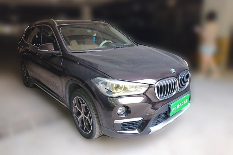 Used BMW X1 2018 xDrive20Li Luxury Edition Front Right 45 Deg