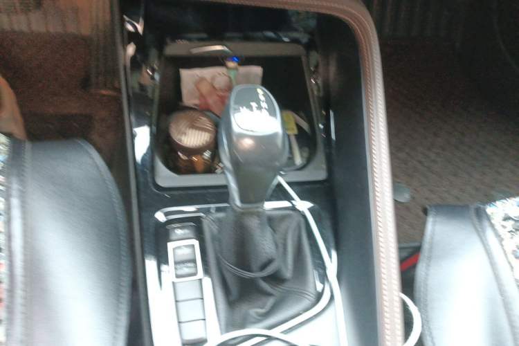 Used BMW X1 2018 sDrive18Li Luxury Model Gear Lever