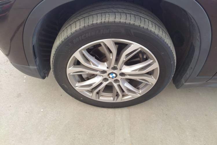 Used BMW X1 2018 sDrive20Li Leading Model Left Front Wheel Hub