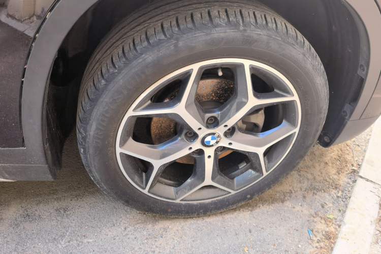 Used BMW X1 2018 sDrive18Li Luxury Model Right Front Wheel Hub