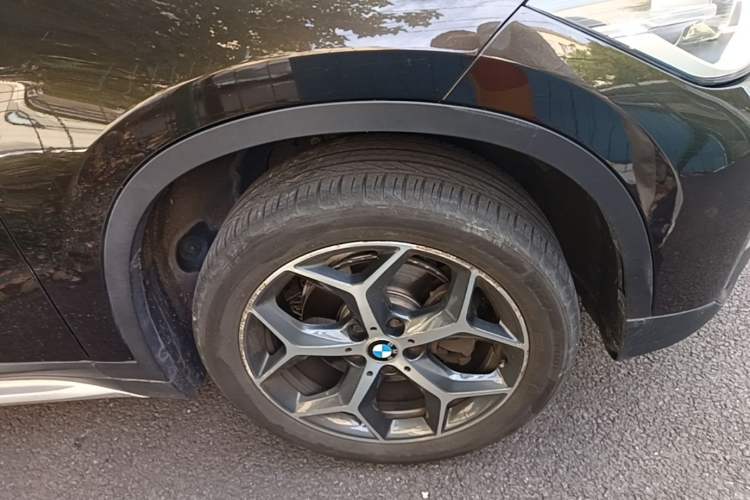 Used BMW X1 2018 sDrive18Li Luxury Model Right Front Wheel Hub