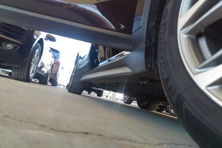 Used BMW X1 2018 sDrive20Li Leading Model Right Side Sill