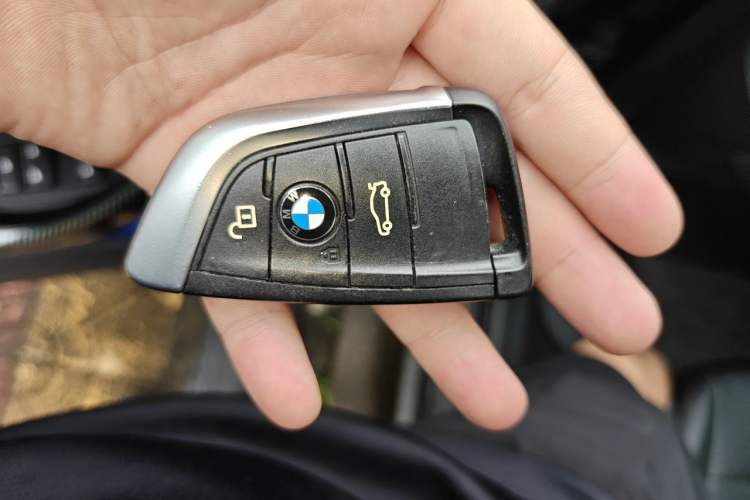 Used BMW X1 2018 sDrive20Li Leading Model Vehicle Key