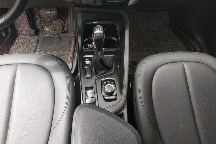 Used BMW X1 2018 sDrive18Li Fashion Model Gear Lever