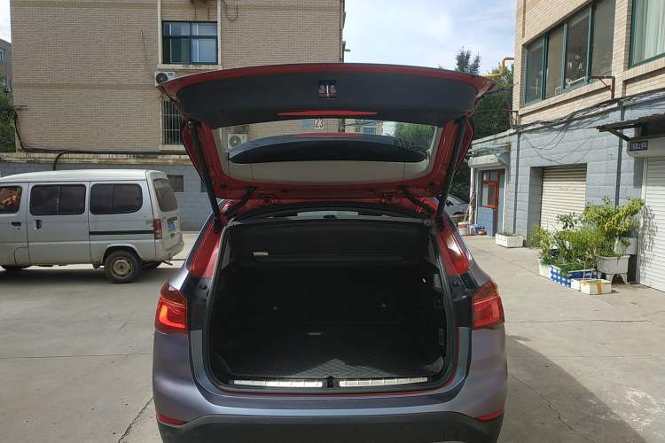 Used BMW X1 2018 sDrive18Li Fashion Model Trunk