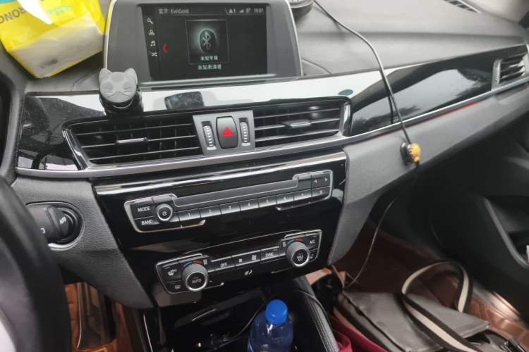 Used BMW X1 2018 sDrive18Li Luxury Model Audio And AC Panel