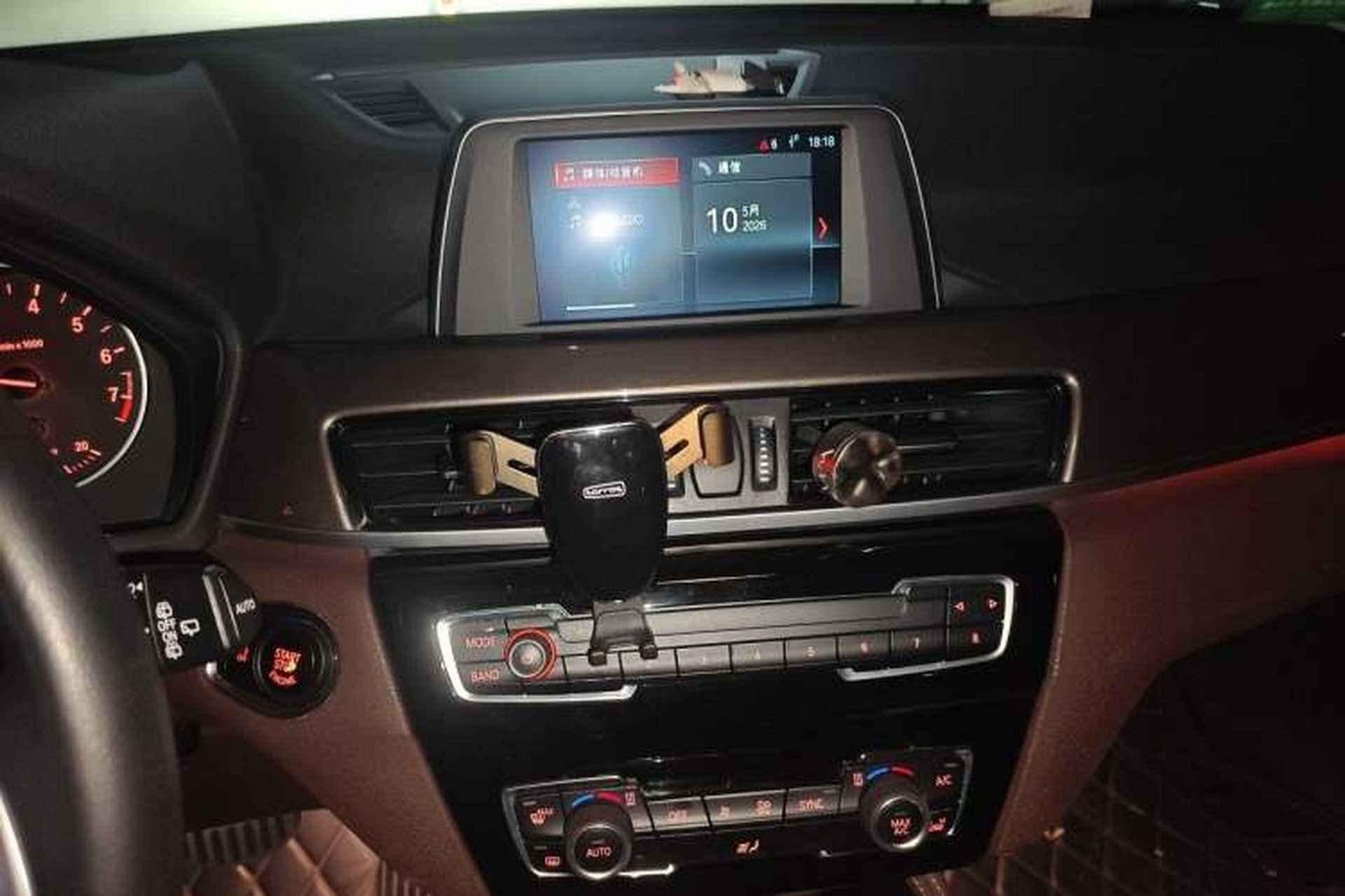 Used BMW X1 2018 sDrive18Li Luxury Model Audio And AC Panel