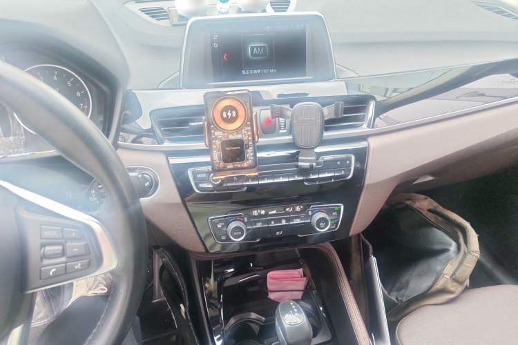 Used BMW X1 2018 sDrive18Li Luxury Model Audio And AC Panel