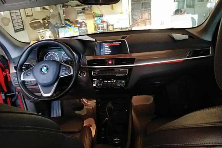 Used BMW X1 2018 sDrive18Li Luxury Model Center Console