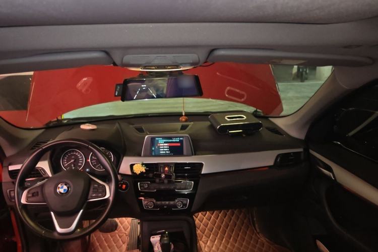 Used BMW X1 2018 sDrive20Li Leading Model Center Console