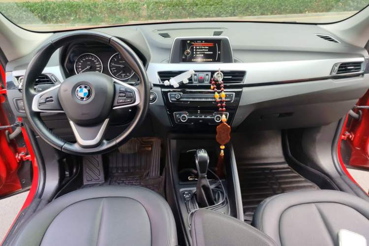 Used BMW X1 2018 sDrive20Li Leading Model Center Console