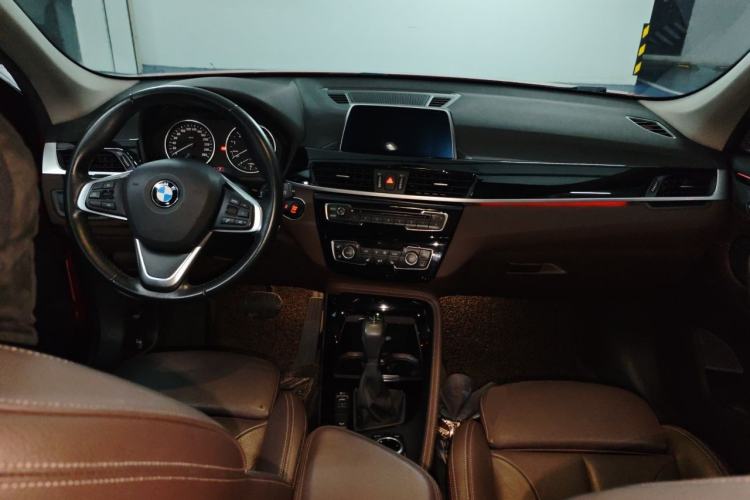 Used BMW X1 2018 xDrive20Li Luxury Edition Center Console