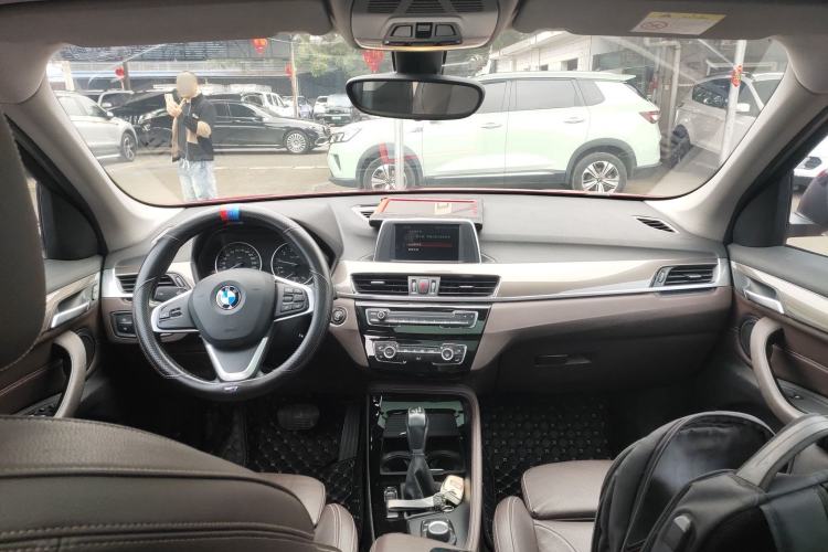 Used BMW X1 2018 sDrive18Li Luxury Model Center Console