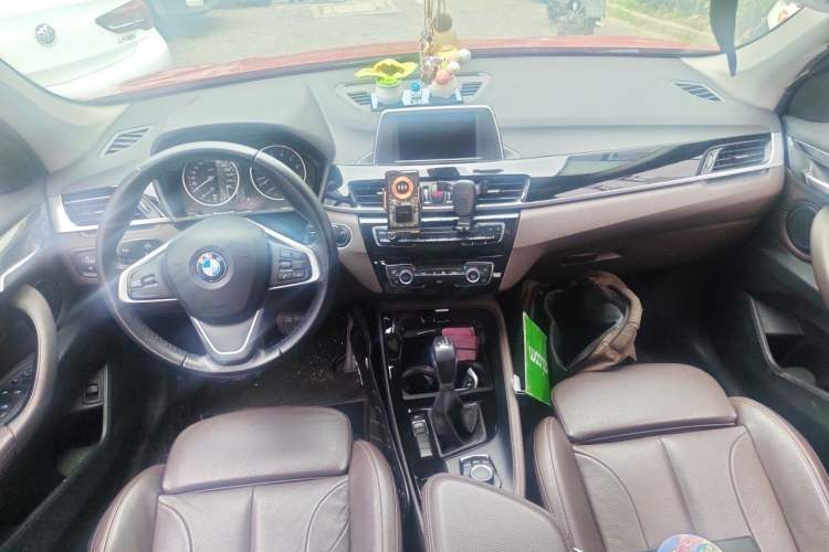 Used BMW X1 2018 sDrive18Li Luxury Model Center Console