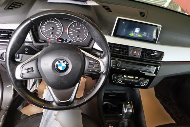 Used BMW X1 2018 sDrive18Li Fashion Model Center Console