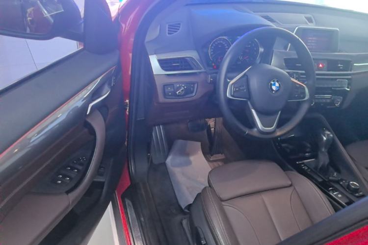 Used BMW X1 2018 sDrive18Li Luxury Model Driver Seat