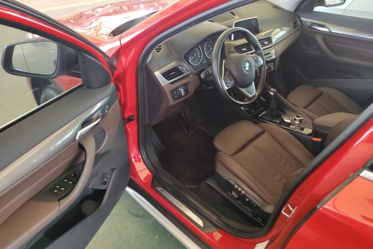 Used BMW X1 2018 xDrive20Li Luxury Edition Driver Seat
