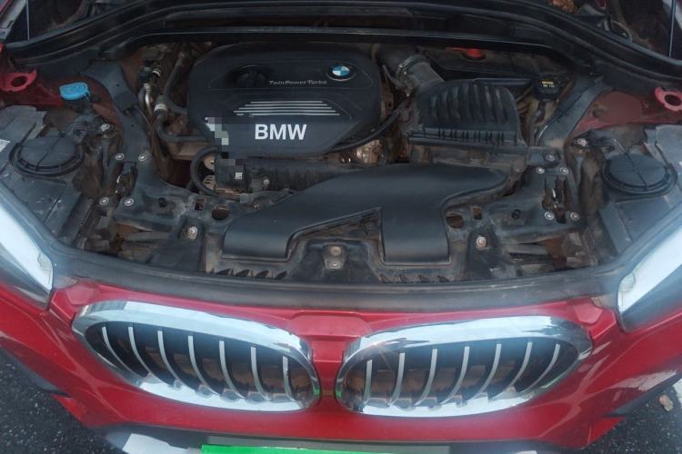 Used BMW X1 2018 sDrive18Li Fashion Model Engine Bay