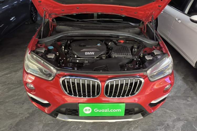 Used BMW X1 2018 xDrive20Li Luxury Edition Engine Bay