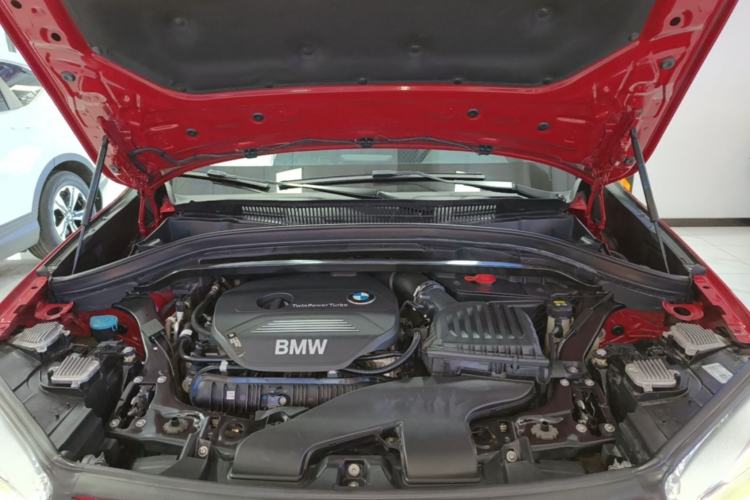 Used BMW X1 2018 sDrive20Li Leading Model Engine Bay