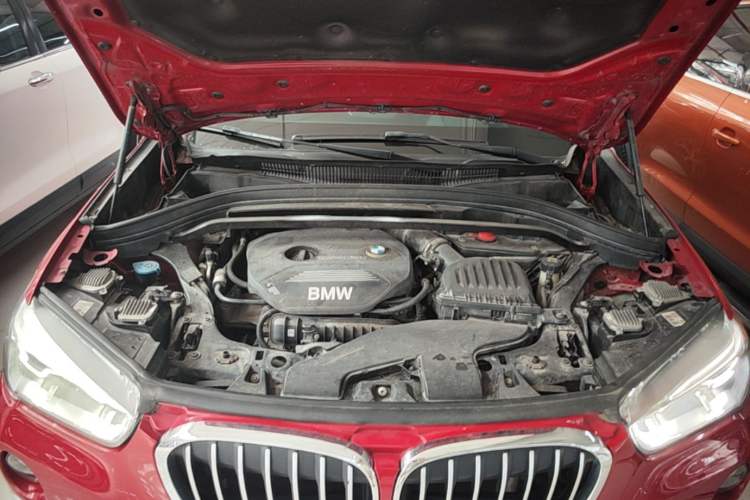Used BMW X1 2018 sDrive18Li Luxury Model Engine Bay