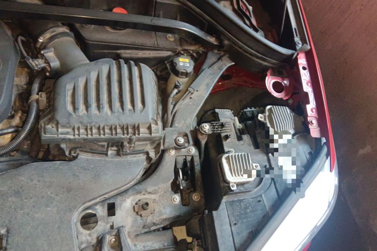 Used BMW X1 2018 sDrive18Li Luxury Model Engine Bay Left